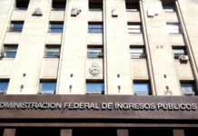 Los gremio de la AFIP convocaron a “apagón informático” para rechazar los cambios en el organismo