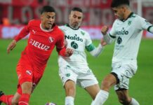 INDEPENDIENTE TRIUNFA CON EMOCION EN UN DUELO EPICO CONTRA SARMIENTO
