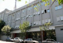 El silencio de los poderosos: Los medios de difusión masivos ocultan las historias que prefieren no dar a conocer