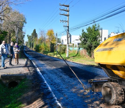Julio Zamora supervisó las obras del Plan de Asfalto 2025 en Benavídez