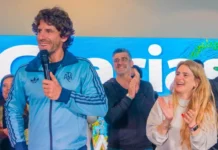 Juan Andreotti celebró el triunfo en San Fernando: “Formemos niños felices, para que el presidente no se vengue de su infancia con el pueblo”