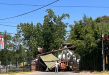 UN CAMIÓN CHOCÓ Y DESTRUYÓ UNA DE LAS PUERTAS DE TEMAIKEN